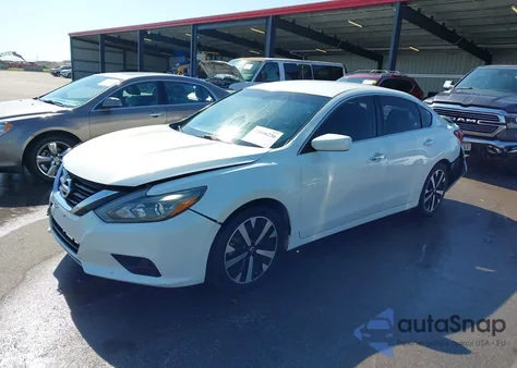 2018 Nissan Altima 2.5 Sr из США, поврежденный, VIN 1N4AL3AP2JC113043